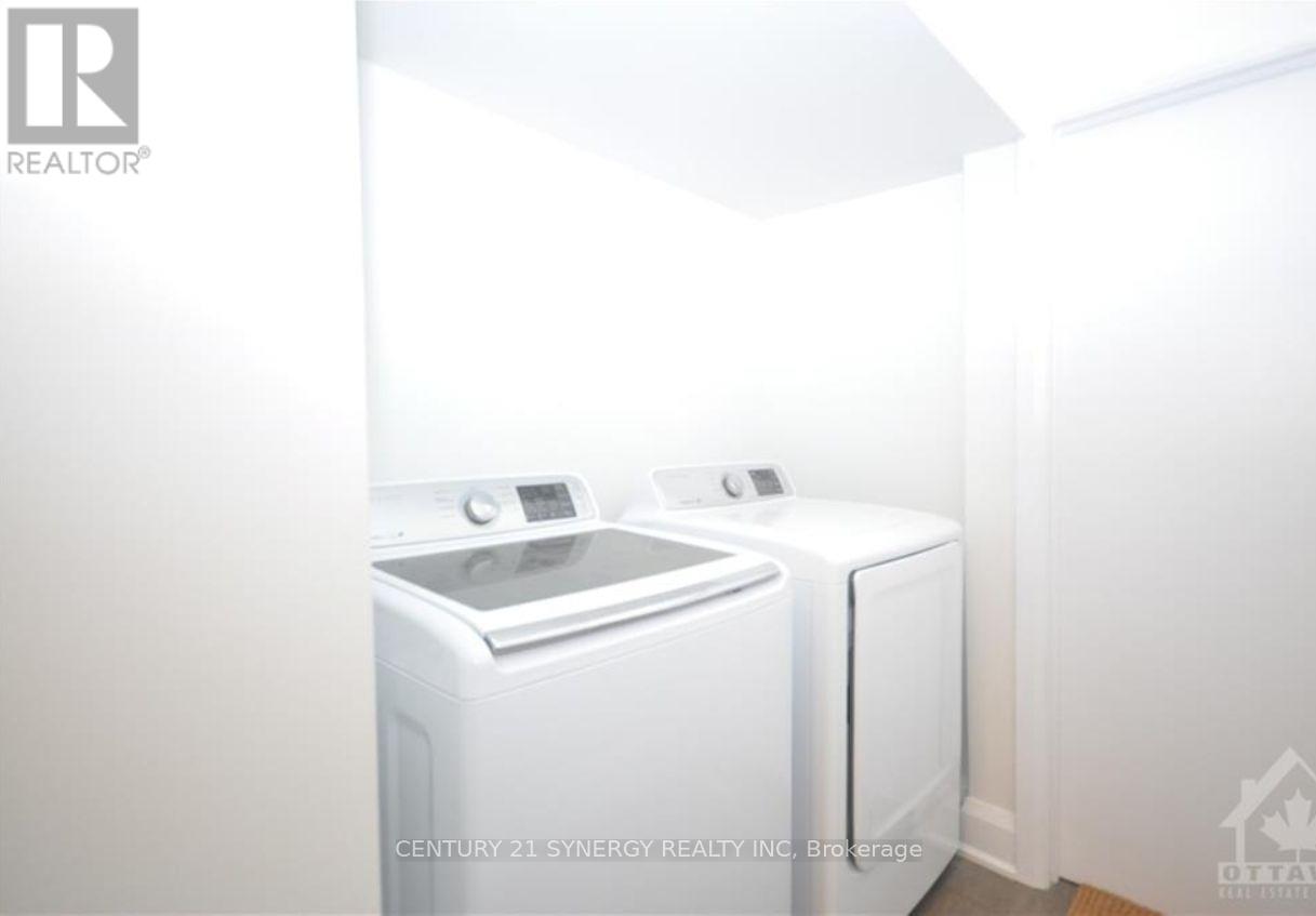 1a - 571 Mcleod Street, Ottawa, Ontario  K1R 5R2 - Photo 9 - X12205872