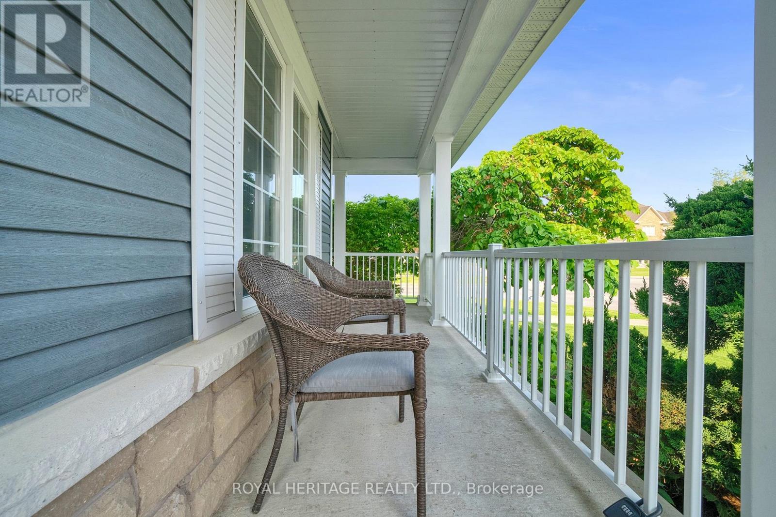 2 Milligan Street, Clarington, Ontario  L1B 1R2 - Photo 8 - E12205887