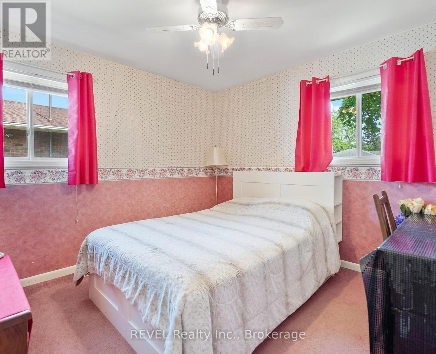 32 Hanson Drive N, St. Catharines, Ontario  L2M 2X1 - Photo 8 - X12205849