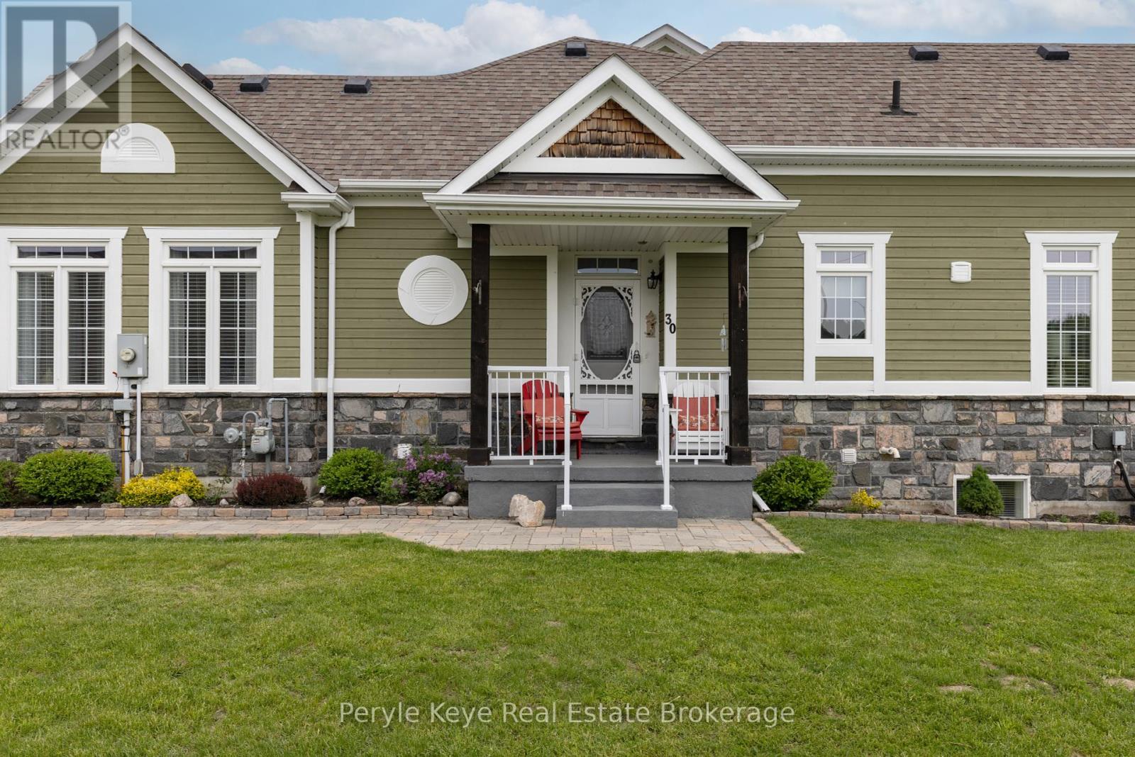 30 Durham Road, Bracebridge, Ontario  P1L 0B7 - Photo 12 - X12205885