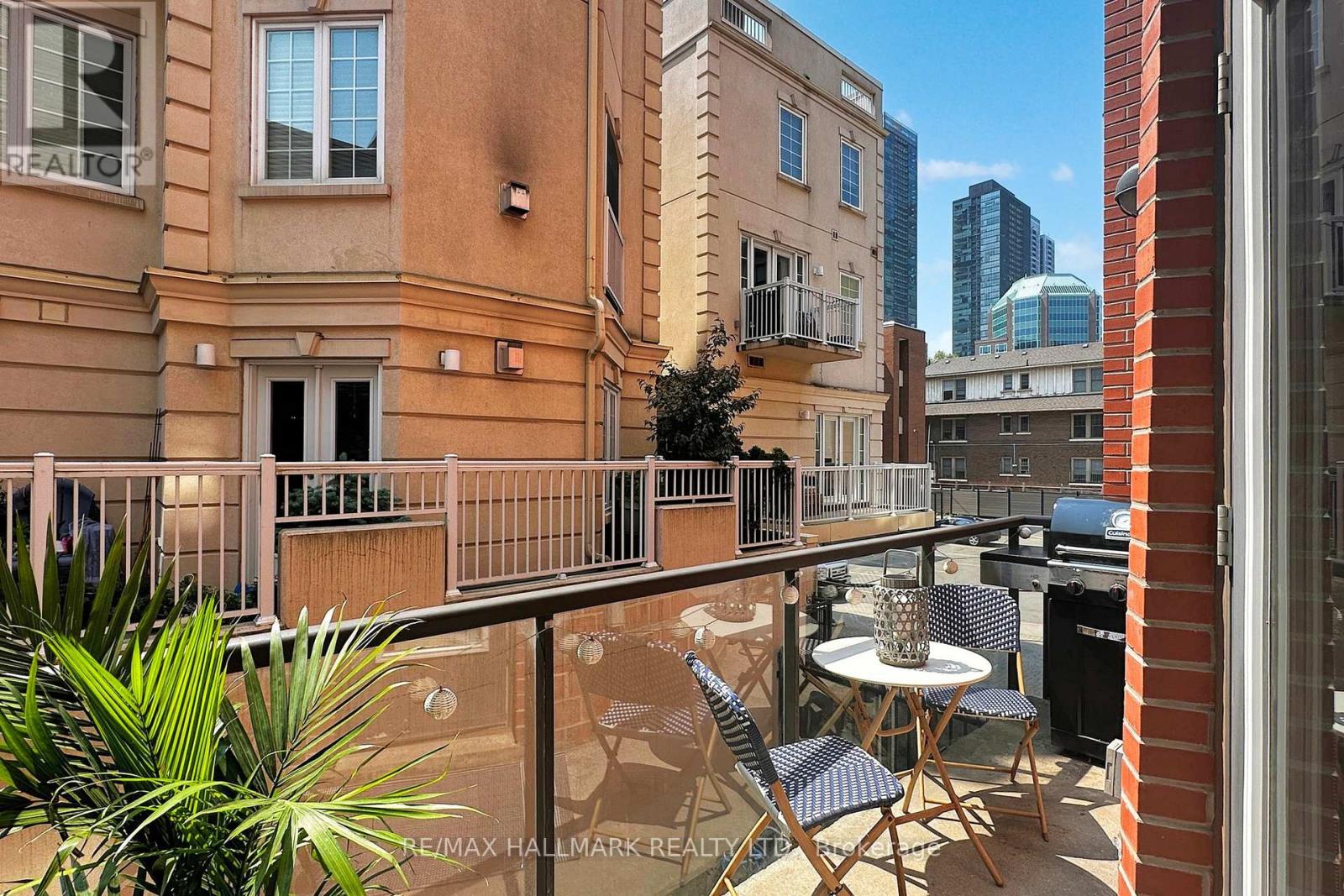 206 - 10 Wellesley Place S, Toronto, Ontario  M4Y 1B1 - Photo 23 - C12205846