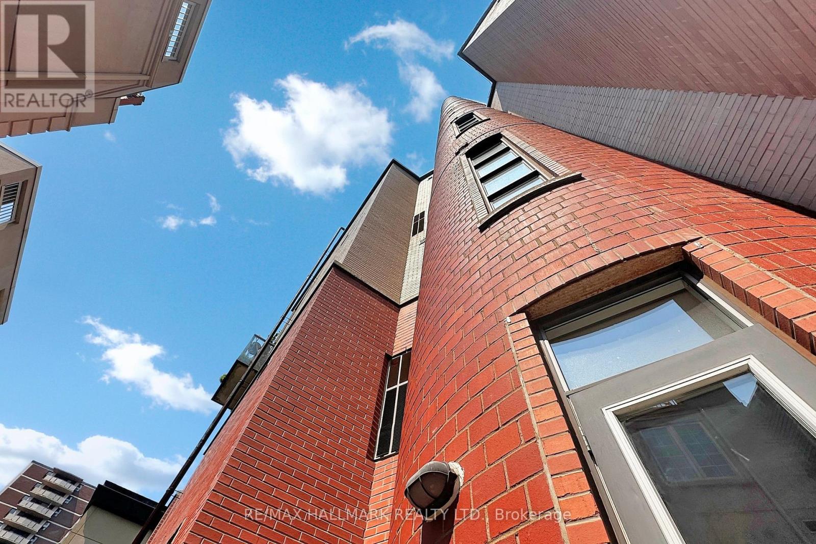 206 - 10 Wellesley Place S, Toronto, Ontario  M4Y 1B1 - Photo 27 - C12205846