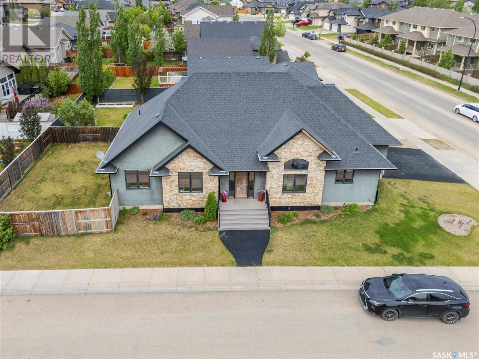 1103 Stensrud Road, Saskatoon, Saskatchewan  S7W 0C9 - Photo 2 - SK008795