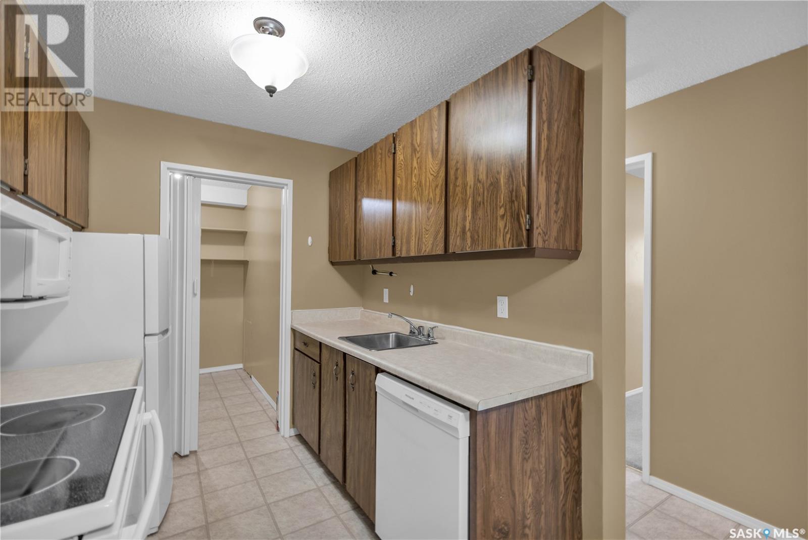 107 423 Tait Court, Saskatoon, Saskatchewan  S7H 5L3 - Photo 19 - SK008776