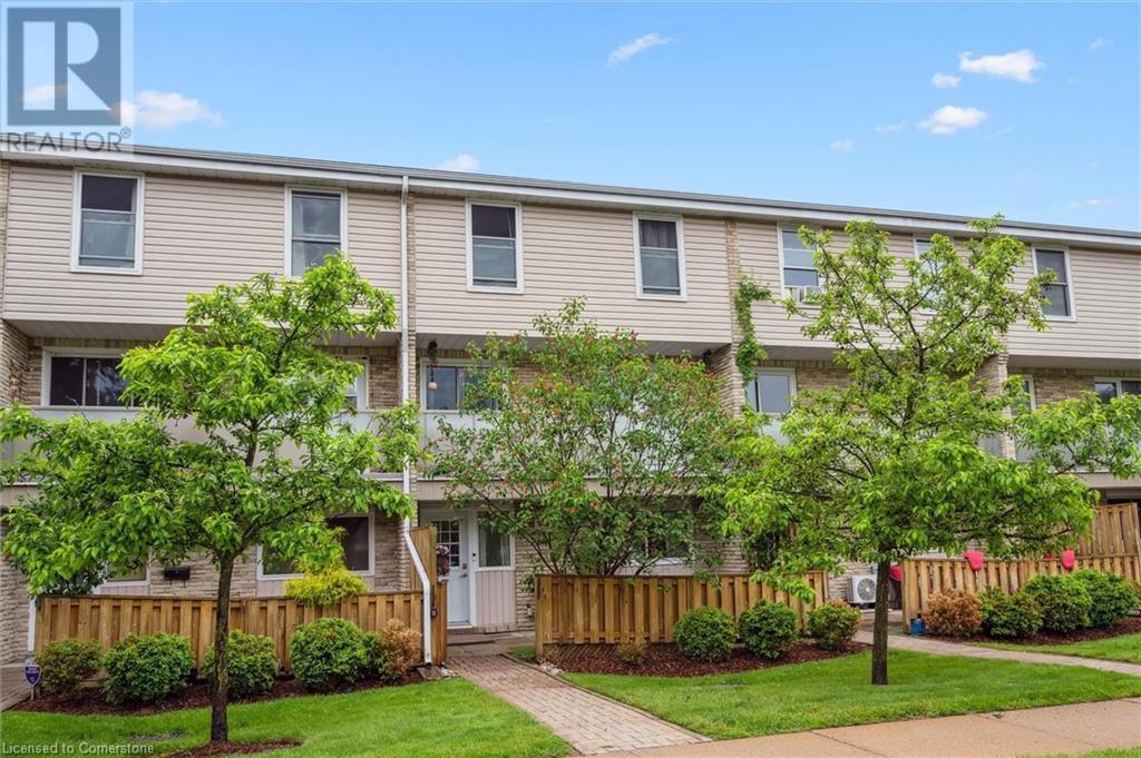 35 Breckenridge Drive Unit# 74, Kitchener, Ontario  N2B 3H5 - Photo 3 - 40738001