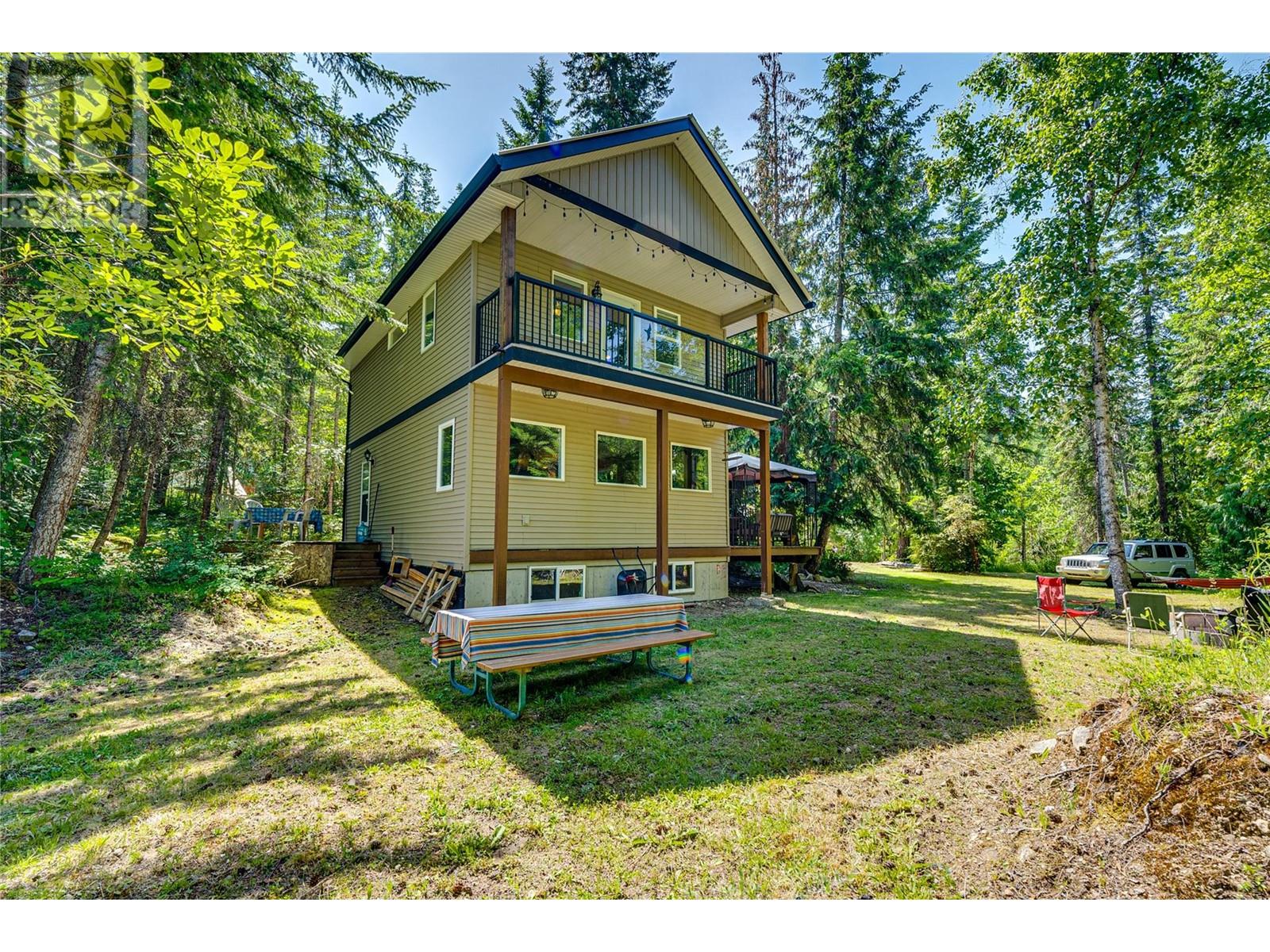 593 Davidson Drive, Swansea Point, British Columbia  V0E 2K2 - Photo 36 - 10351322