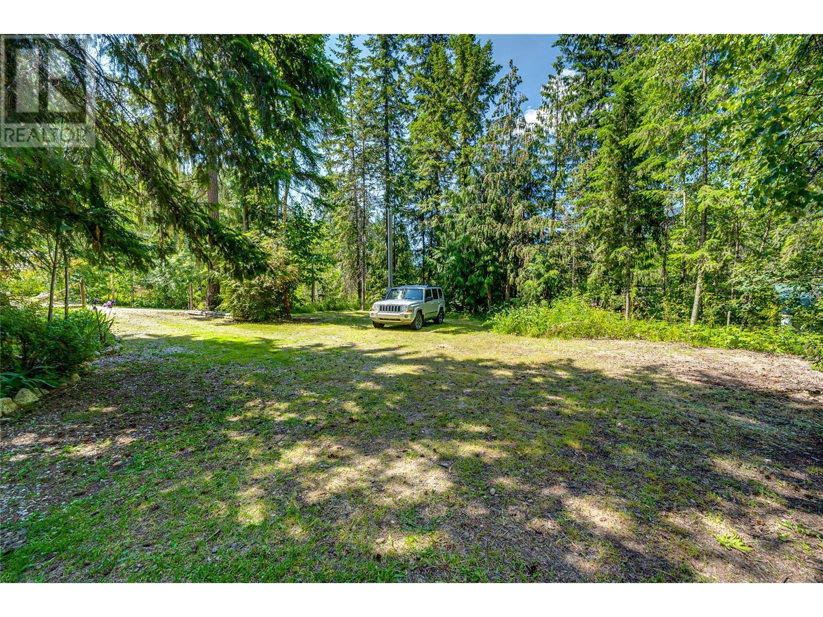 593 Davidson Drive, Swansea Point, British Columbia  V0E 2K2 - Photo 49 - 10351322
