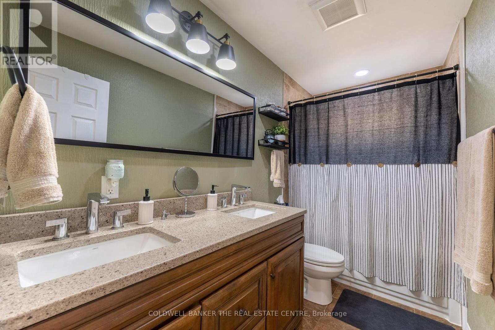 103 Oren Boulevard, Barrie, Ontario  L4N 4M3 - Photo 17 - S12205854