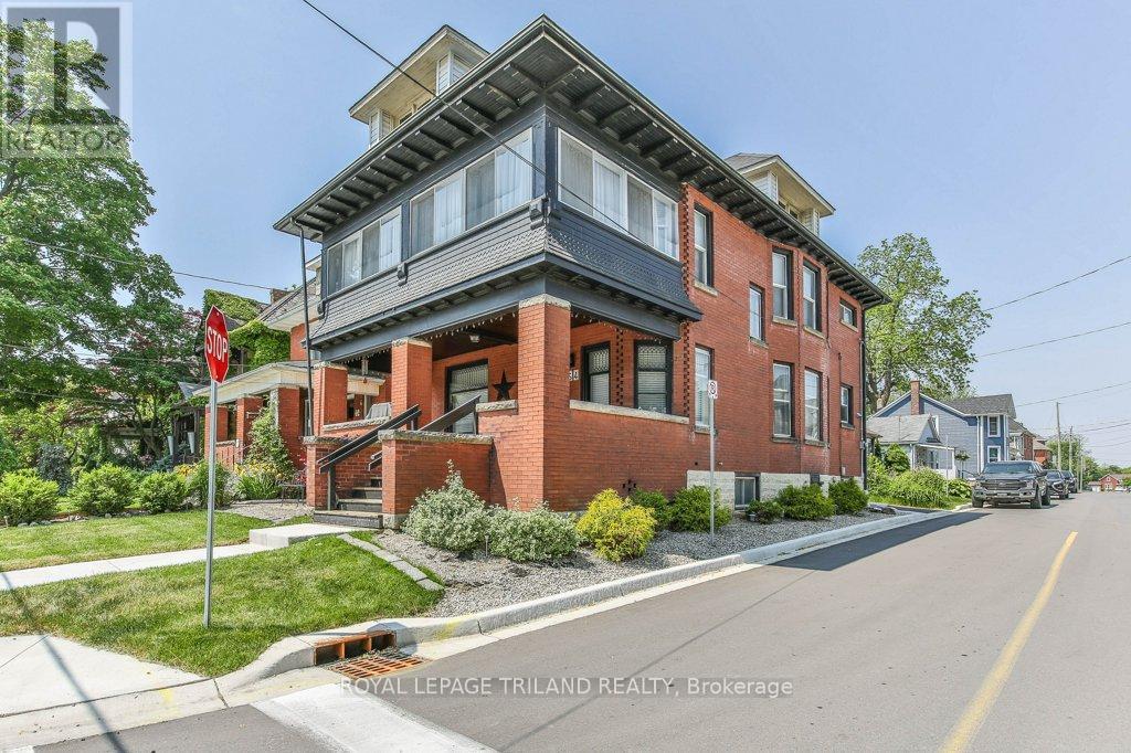 Photo 4 of 38 for 64 East Street