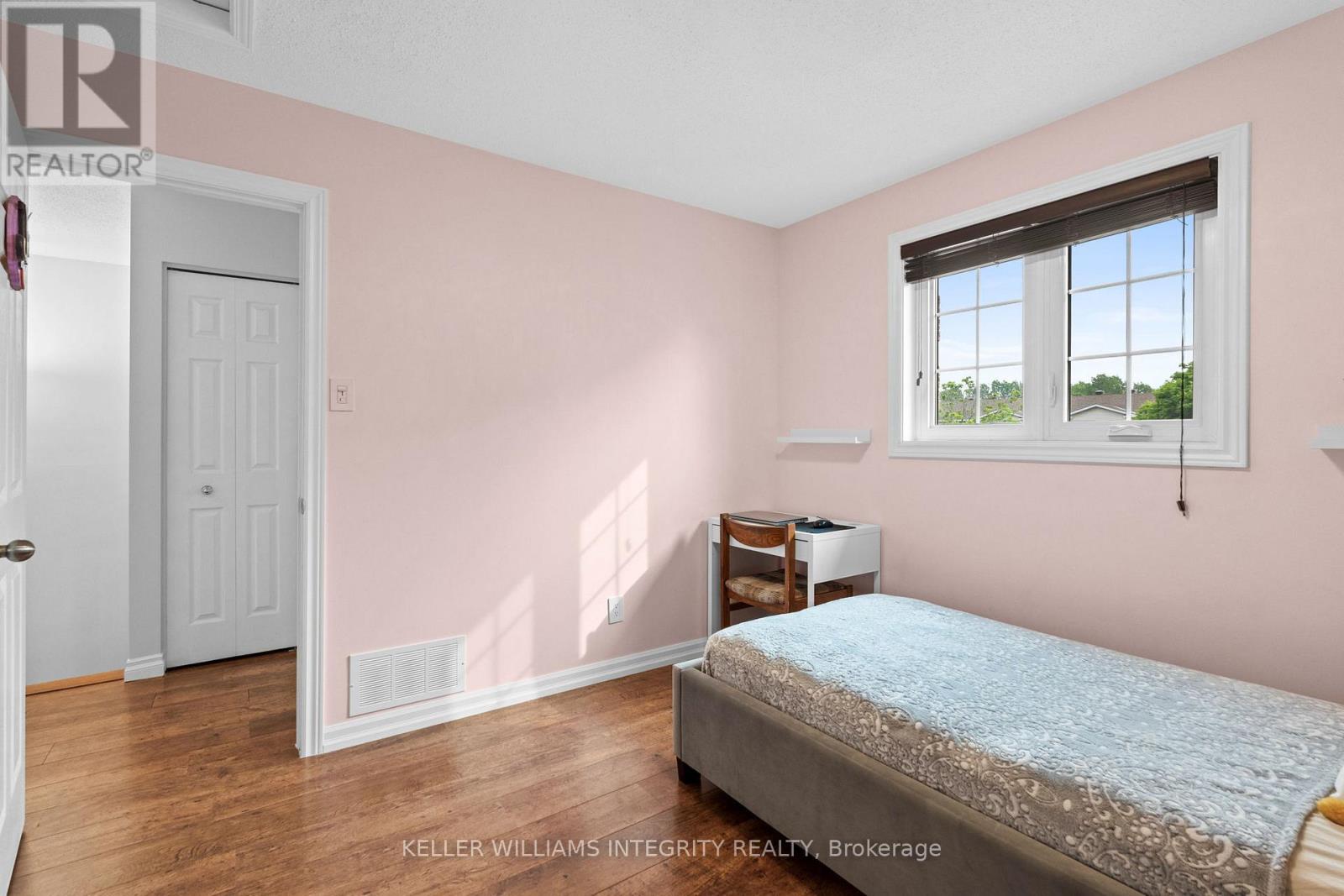 135 Whalings Circle, Ottawa, Ontario  K2S 1S4 - Photo 25 - X12205897