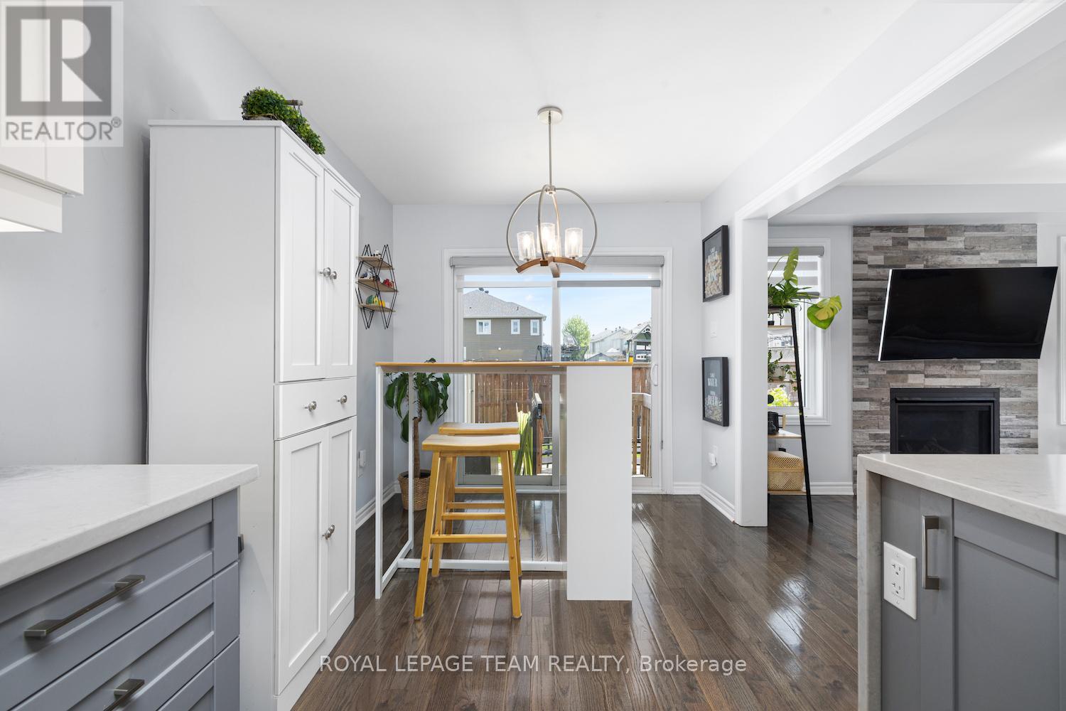 708 Logperch Circle, Ottawa, Ontario  K2J 0R8 - Photo 16 - X12205901