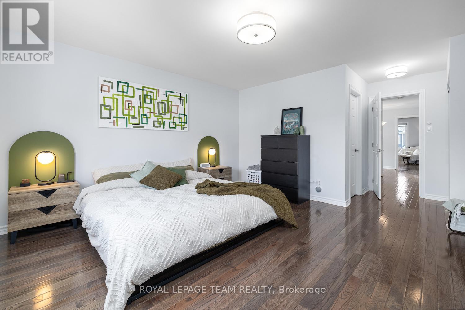 708 Logperch Circle, Ottawa, Ontario  K2J 0R8 - Photo 23 - X12205901