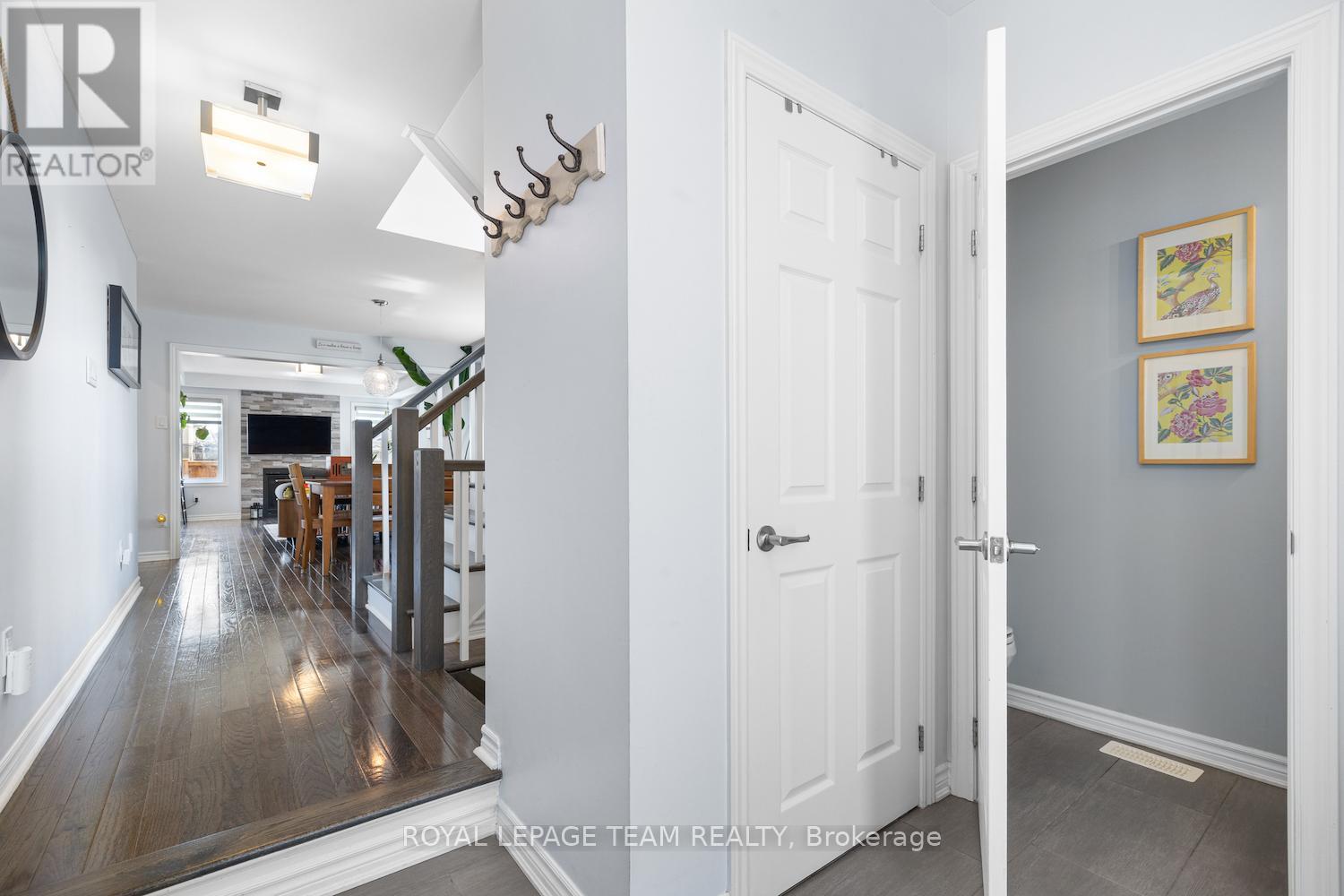 708 Logperch Circle, Ottawa, Ontario  K2J 0R8 - Photo 5 - X12205901