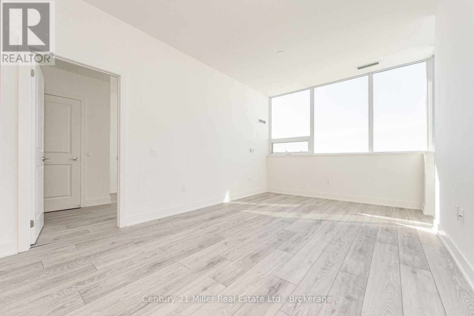 1211 - 1050 Main Street E, Milton, Ontario  L9T 9M3 - Photo 11 - W12205890