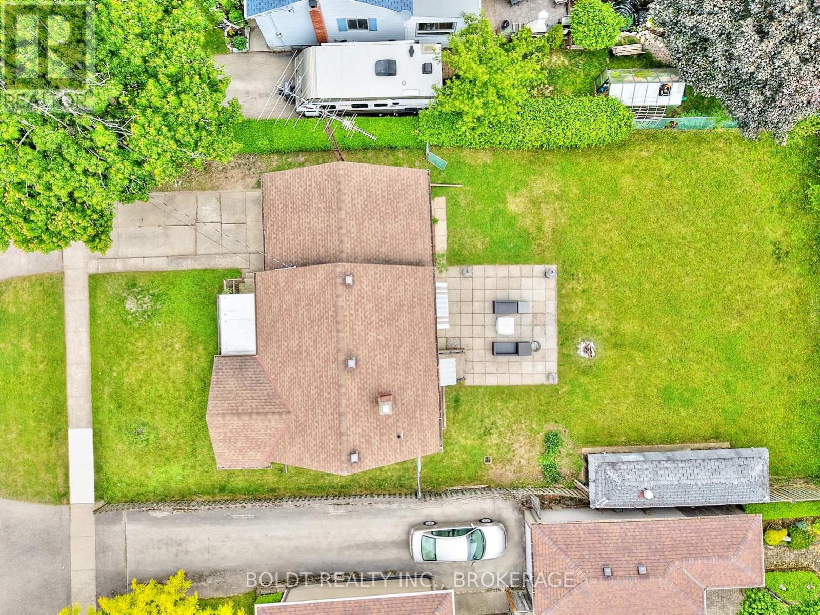 130 Gadsby Avenue, Welland, Ontario  L3C 1A9 - Photo 28 - X12205892