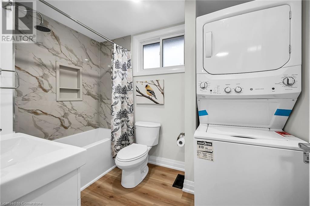 228 Eaglewood Drive, Hamilton, Ontario  L8W 1S9 - Photo 23 - 40732455