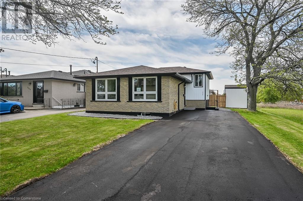 228 Eaglewood Drive, Hamilton, Ontario  L8W 1S9 - Photo 3 - 40732455