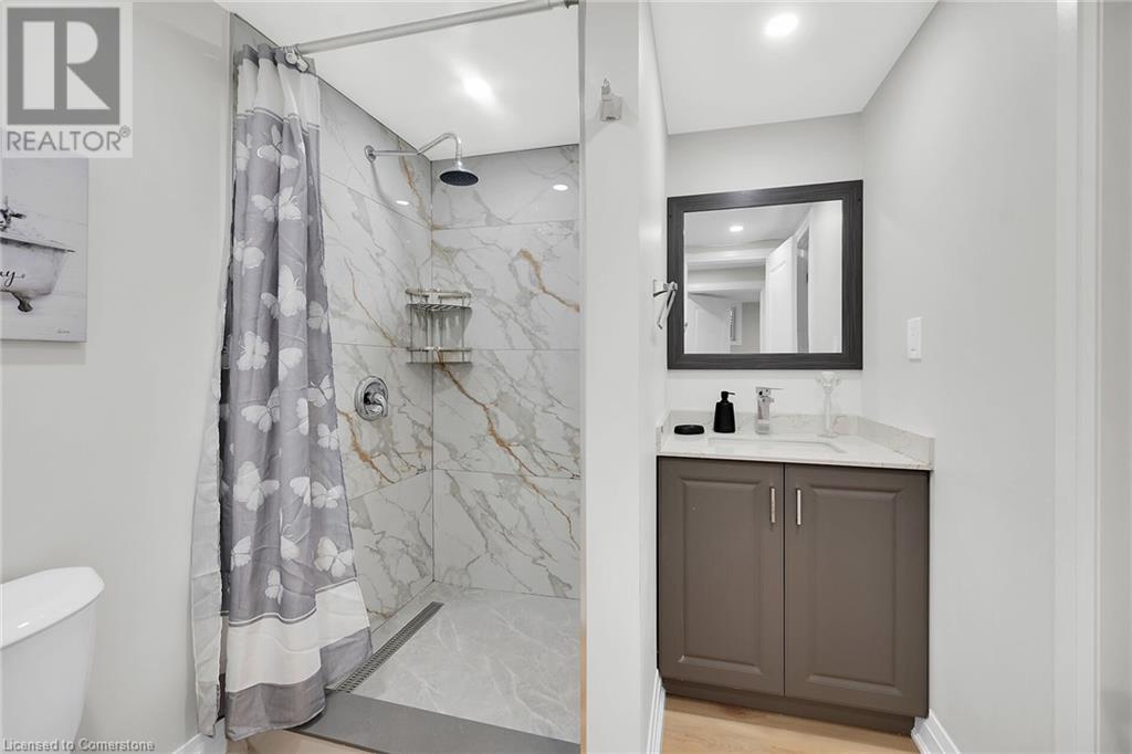 228 Eaglewood Drive, Hamilton, Ontario  L8W 1S9 - Photo 37 - 40732455