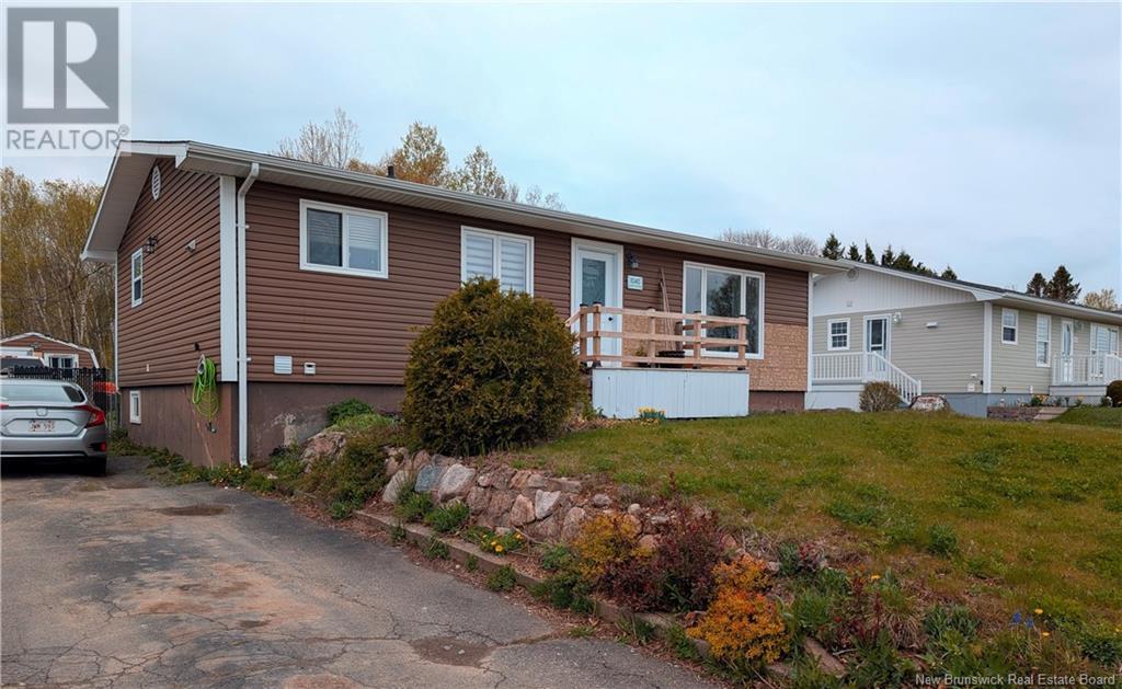 Property at 1045 Victoria Avenue image 4
