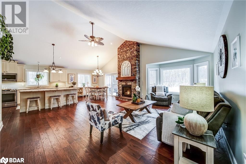 1716 Georgian Heights Boulevard, Waubaushene, Ontario  L0K 2C0 - Photo 6 - 40737808