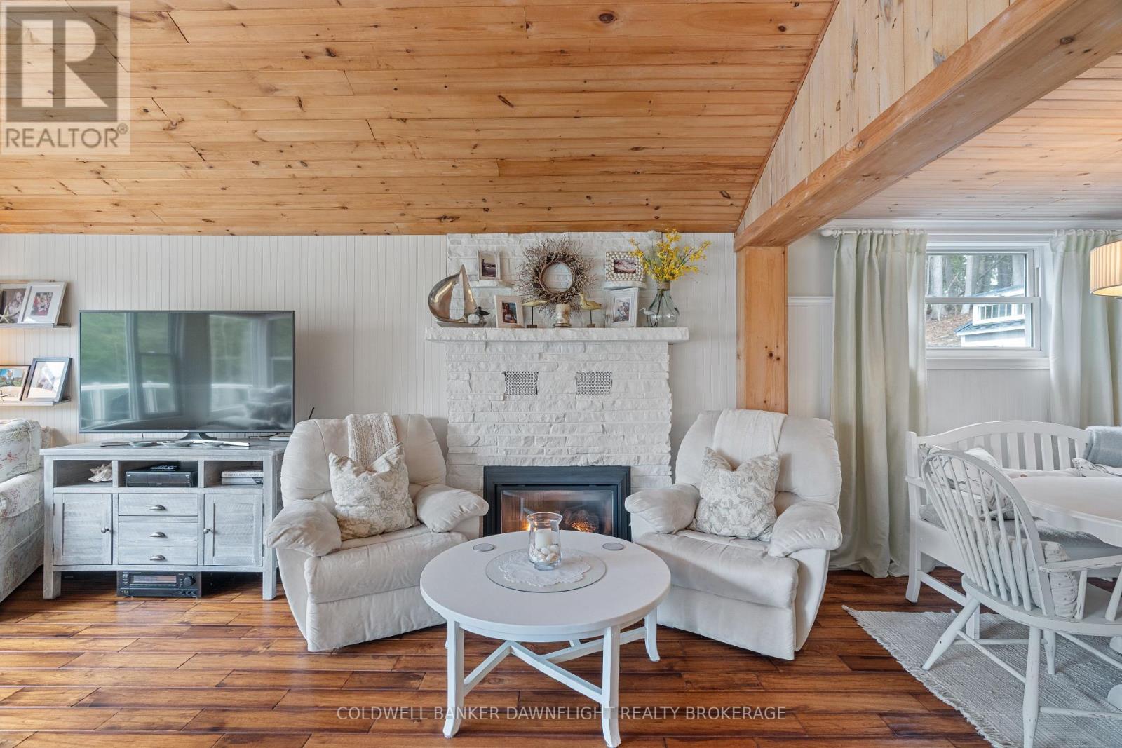 110 Mallard Street, Georgian Bluffs, Ontario  N0H 2T0 - Photo 11 - X12089348