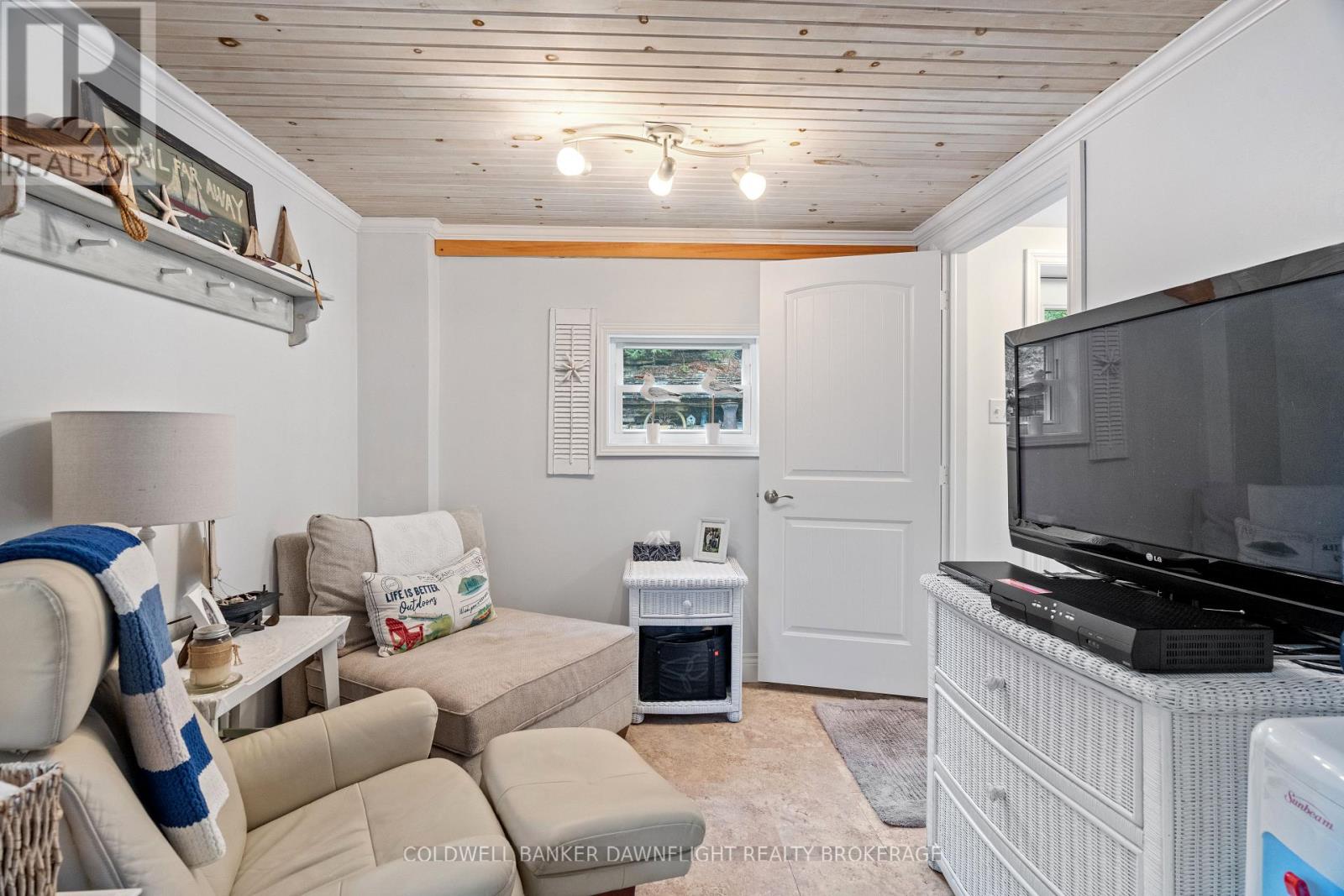 110 Mallard Street, Georgian Bluffs, Ontario  N0H 2T0 - Photo 23 - X12089348