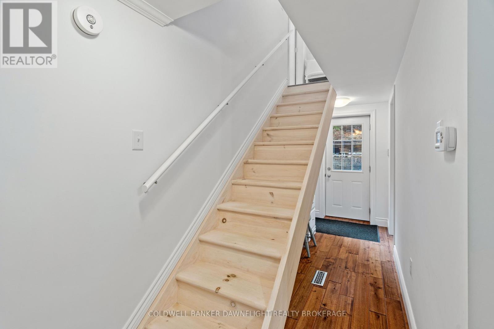 110 Mallard Street, Georgian Bluffs, Ontario  N0H 2T0 - Photo 24 - X12089348