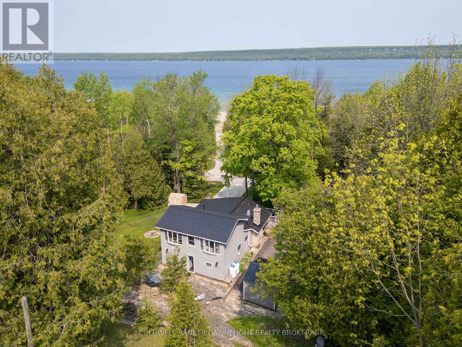 110 Mallard Street, Georgian Bluffs, Ontario  N0H 2T0 - Photo 3 - X12089348