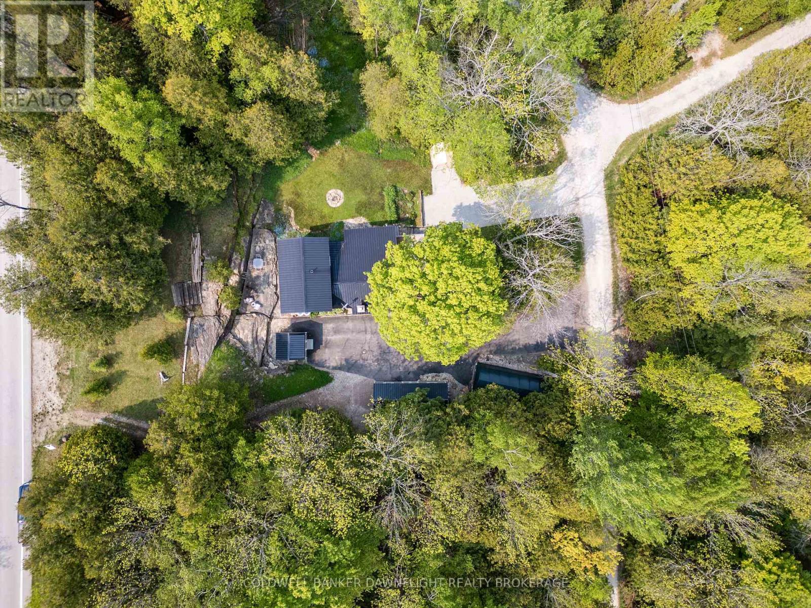 110 Mallard Street, Georgian Bluffs, Ontario  N0H 2T0 - Photo 35 - X12089348