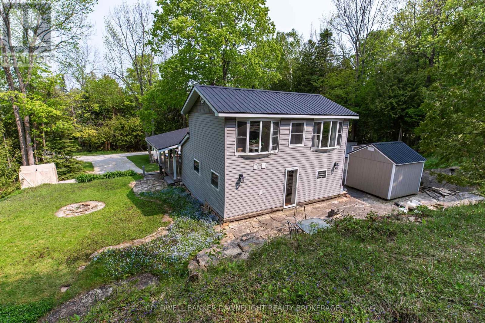 110 Mallard Street, Georgian Bluffs, Ontario  N0H 2T0 - Photo 37 - X12089348