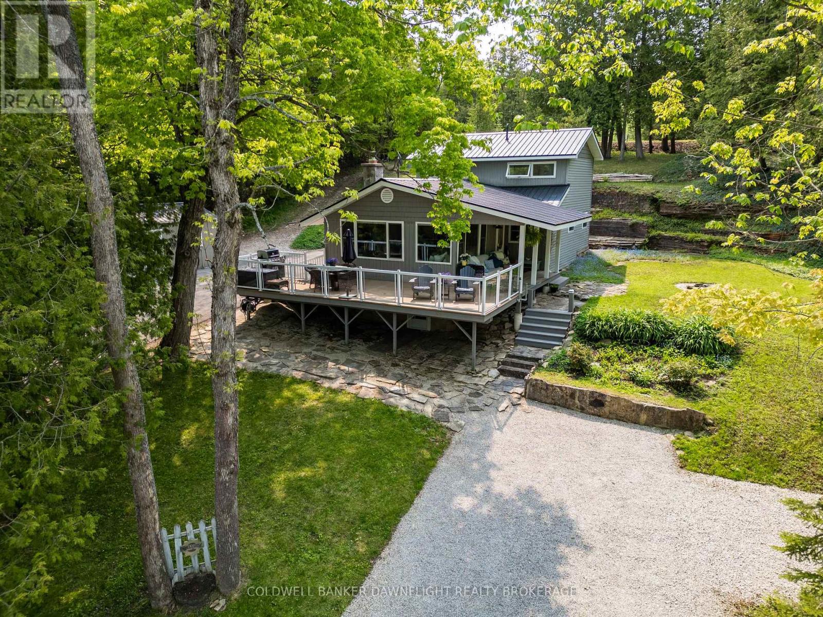 110 Mallard Street, Georgian Bluffs, Ontario  N0H 2T0 - Photo 33 - X12089348