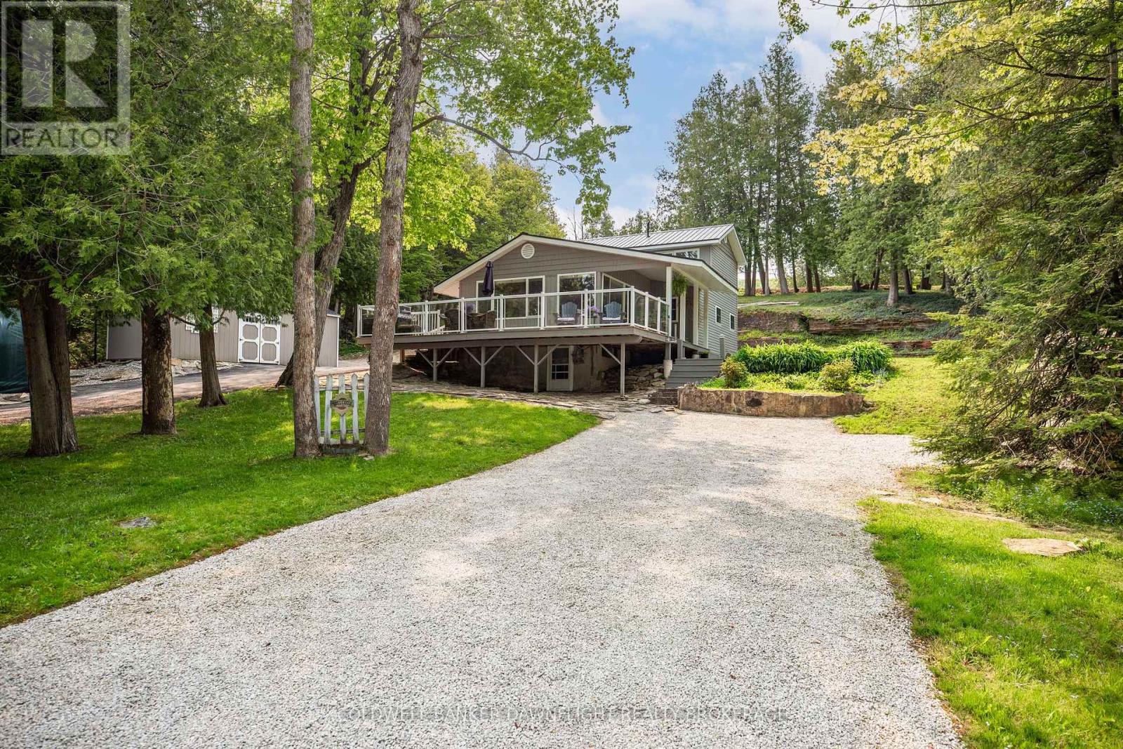 110 Mallard Street, Georgian Bluffs, Ontario  N0H 2T0 - Photo 43 - X12089348