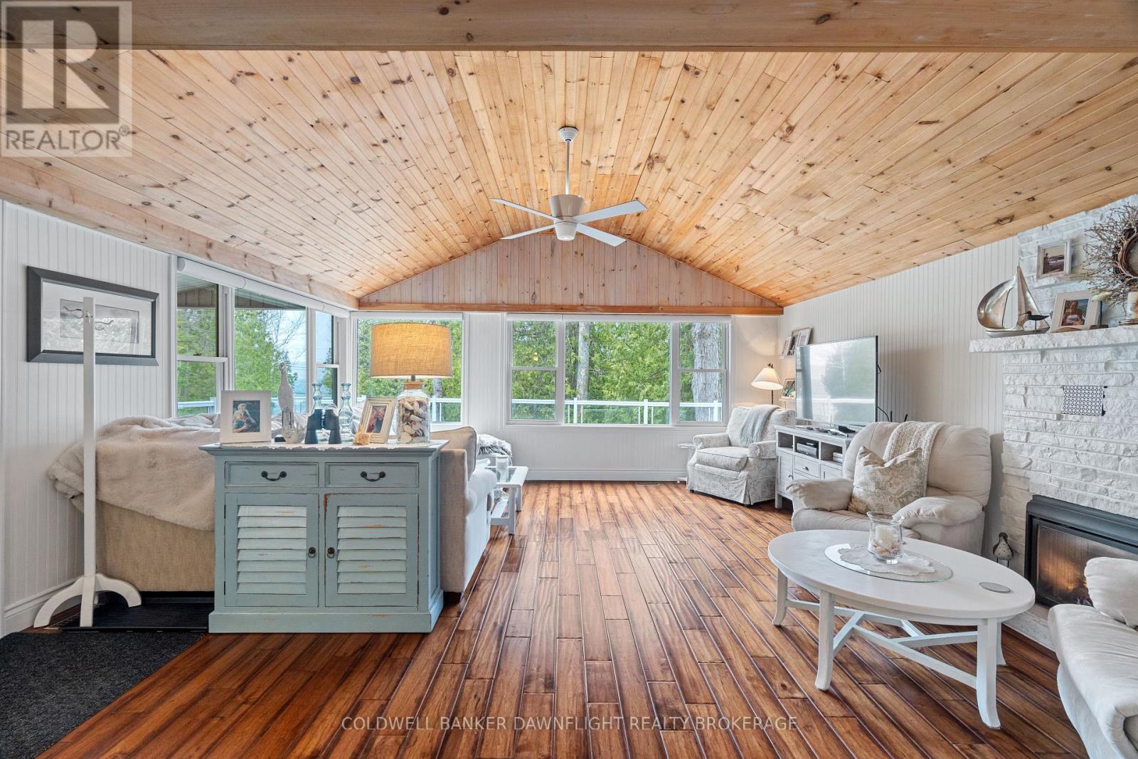 110 Mallard Street, Georgian Bluffs, Ontario  N0H 2T0 - Photo 6 - X12089348
