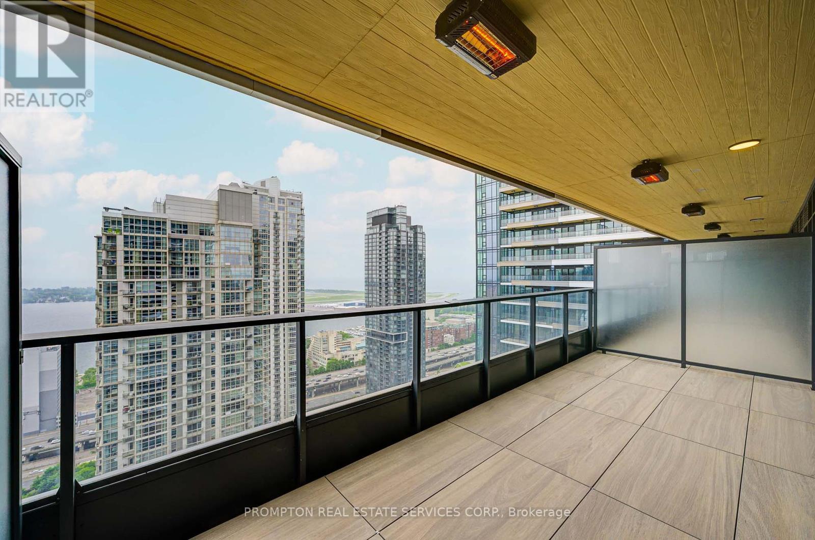 3807 - 1 Concord Cityplace Way, Toronto, Ontario  M5V 0X3 - Photo 35 - C12200454