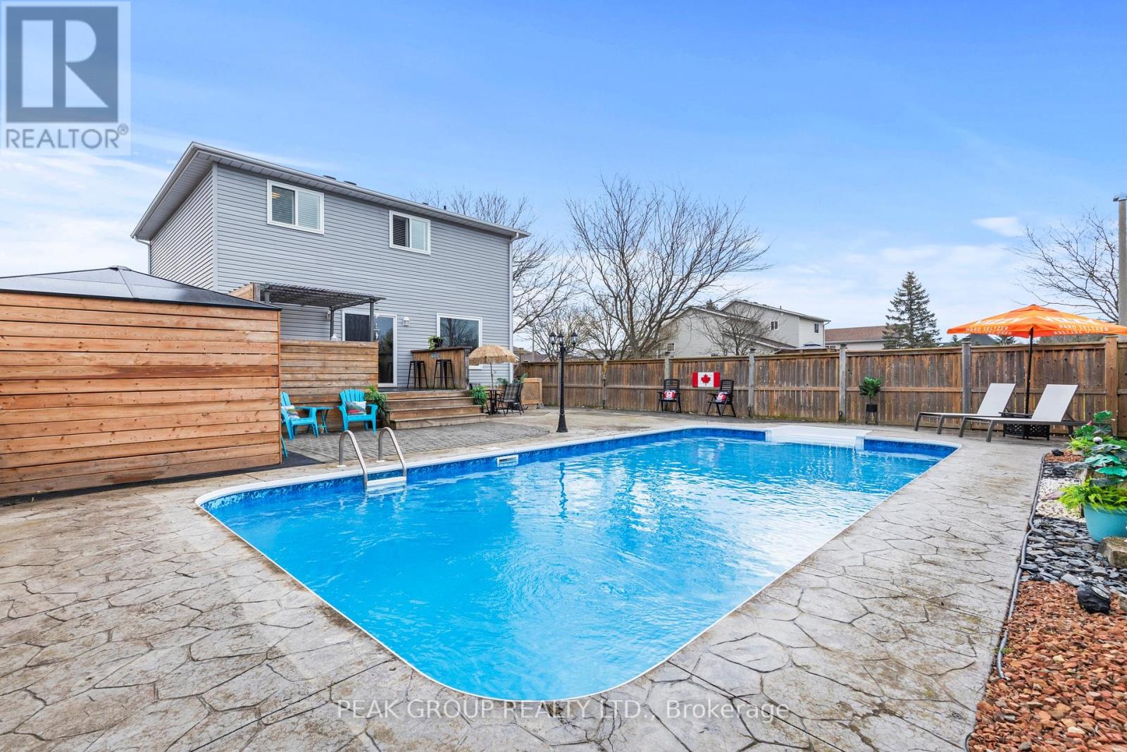 Property at 427 TRILLIUM AVENUE image 2