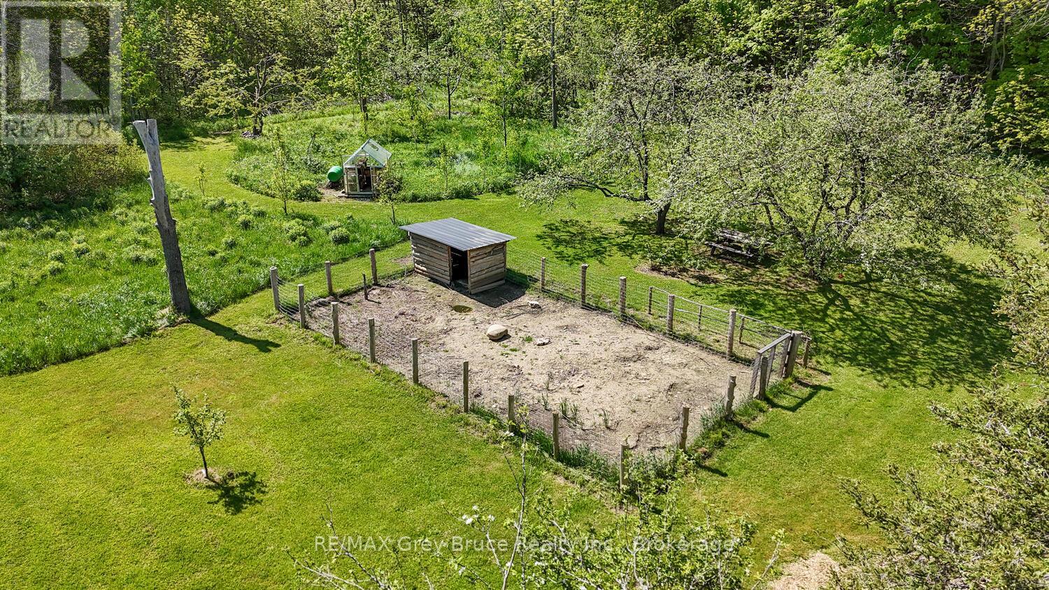 186 Cape Chin N Road, Northern Bruce Peninsula, Ontario  N0H 1W0 - Photo 42 - X12205935