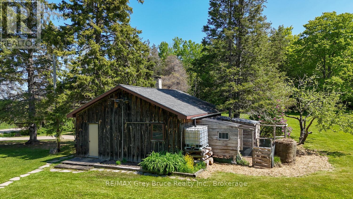 186 Cape Chin N Road, Northern Bruce Peninsula, Ontario  N0H 1W0 - Photo 45 - X12205935