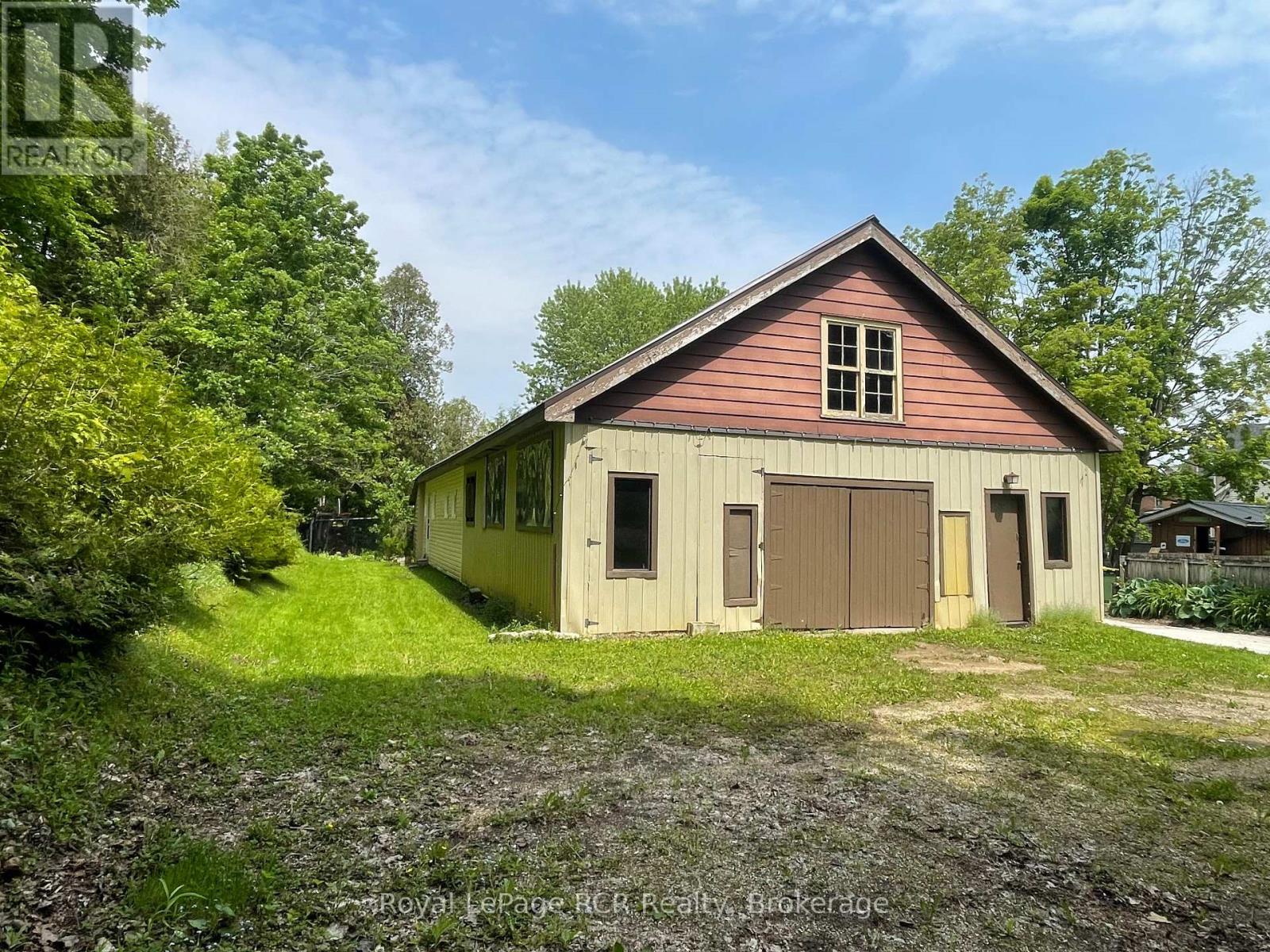 30 Sydenham Street, Grey Highlands, Ontario  N0C 1E0 - Photo 3 - X12205937
