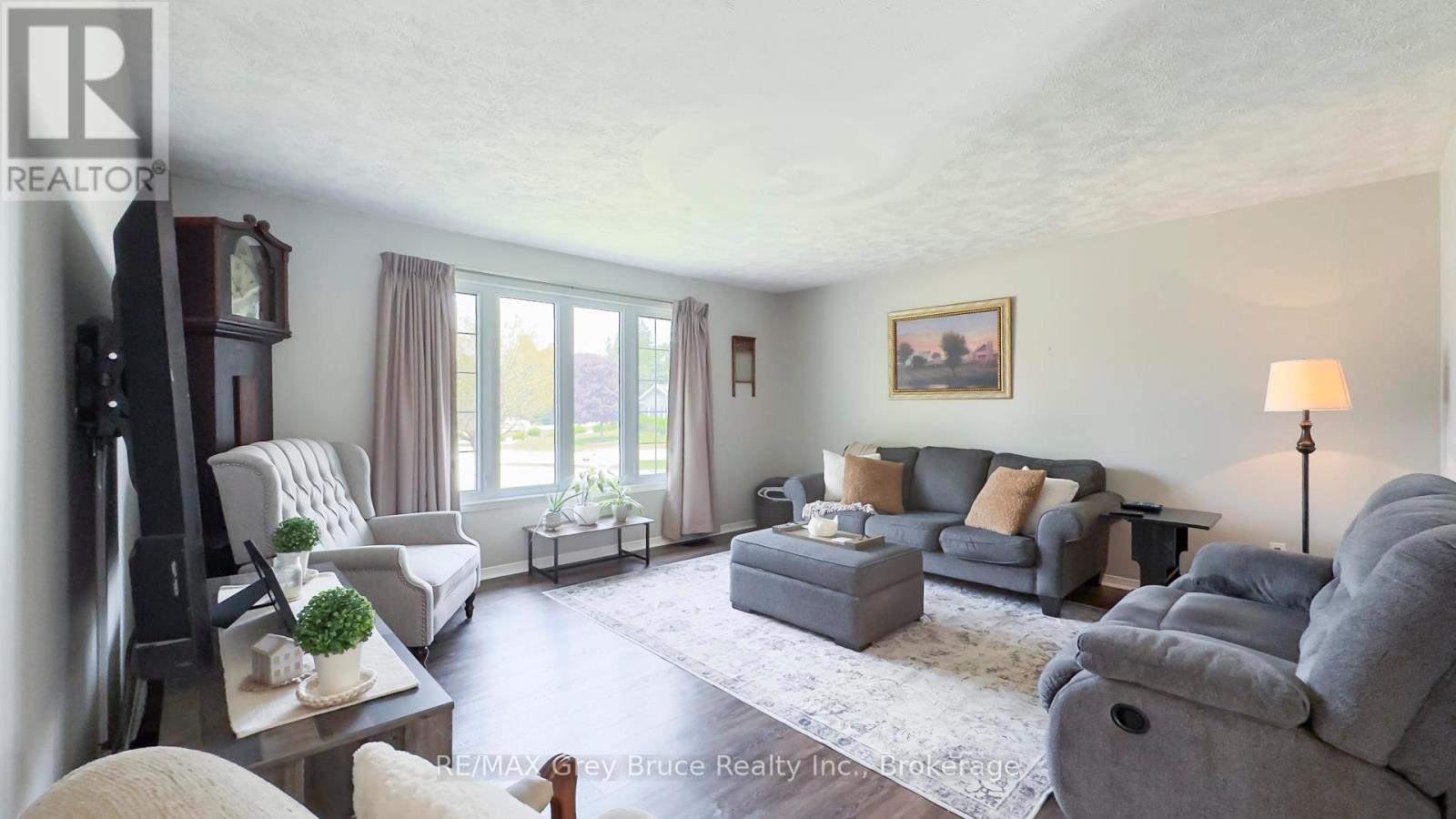 67 John Street, Arran-Elderslie, Ontario  N0H 2N0 - Photo 17 - X12205942