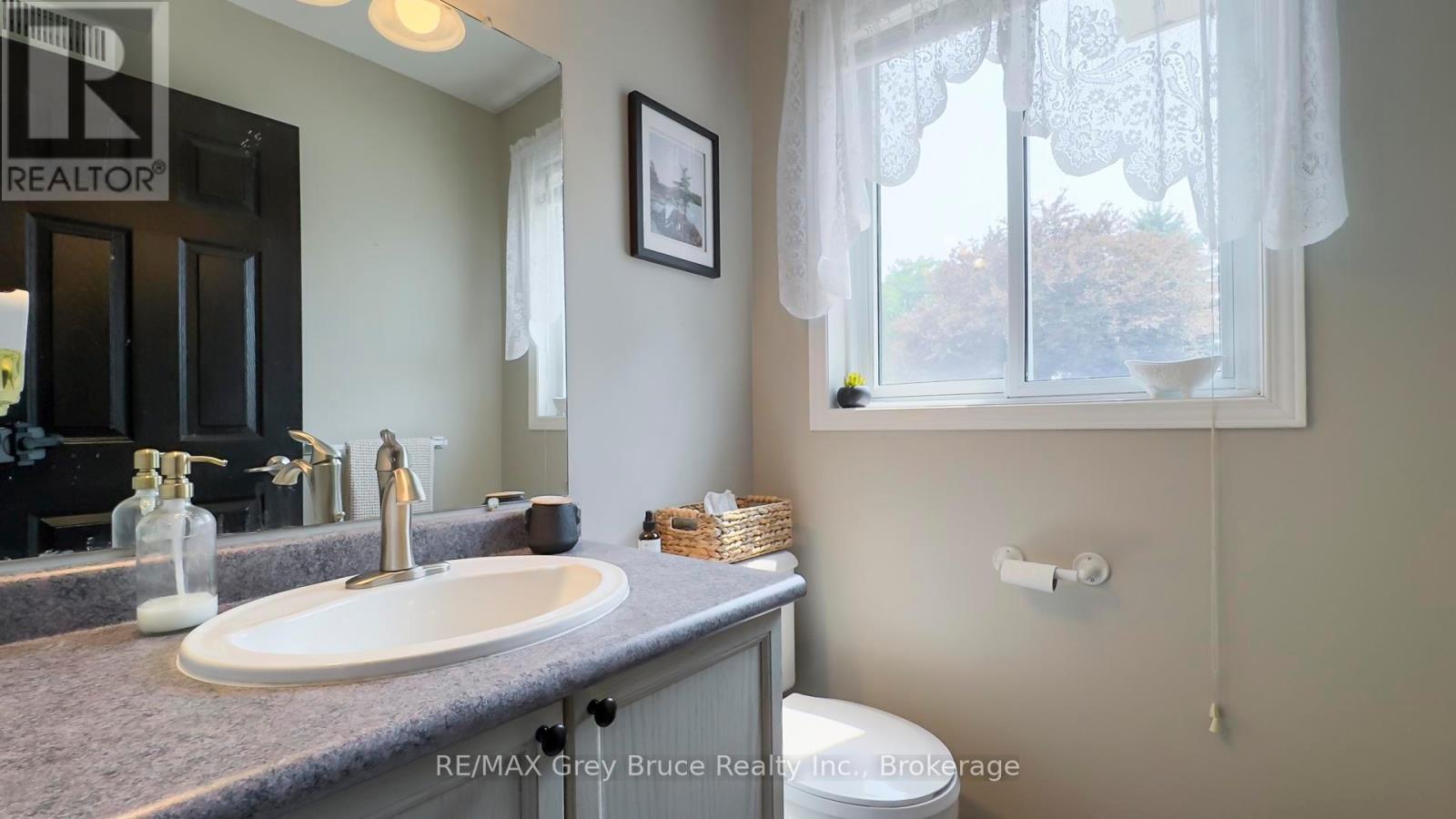 67 John Street, Arran-Elderslie, Ontario  N0H 2N0 - Photo 20 - X12205942