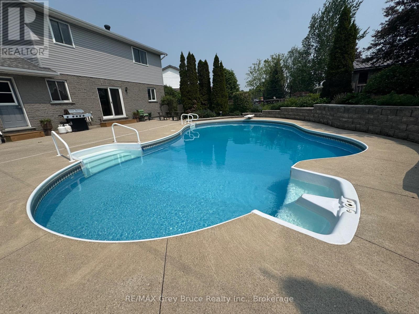 67 John Street, Arran-Elderslie, Ontario  N0H 2N0 - Photo 43 - X12205942