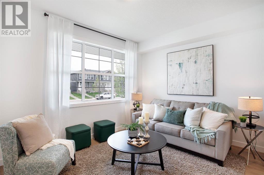 Property at 134 Merganser Drive W image 3