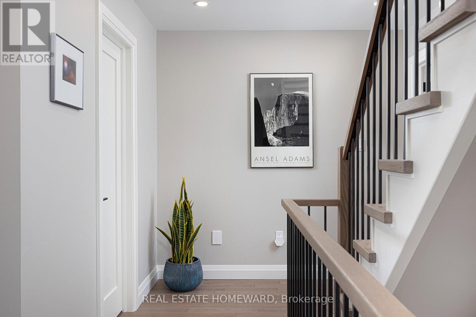 83 Northern Dancer Boulevard, Toronto, Ontario  M4L 3Z8 - Photo 18 - E12205922