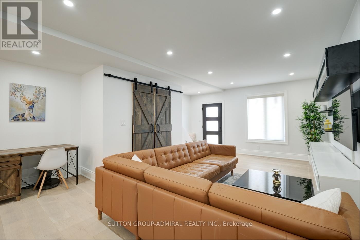 Main & 2nd Floor - 70 Carlaw Avenue, Toronto, Ontario  M4M 2R7 - Photo 3 - E12205950