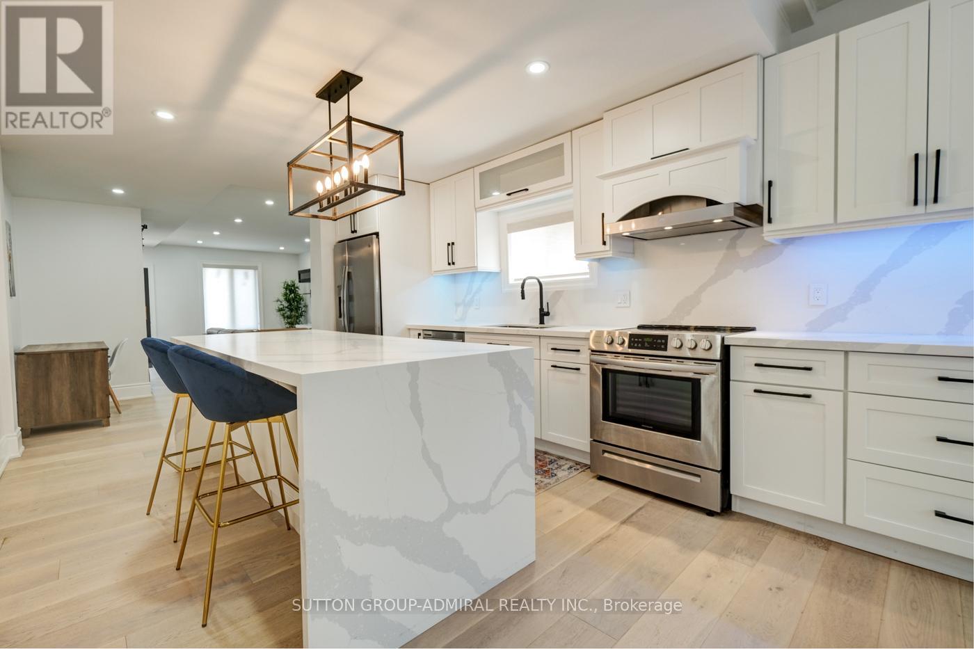 Main & 2nd Floor - 70 Carlaw Avenue, Toronto (South Riverdale), Ontario  M4M 2R7 - Photo 9 - E12205950