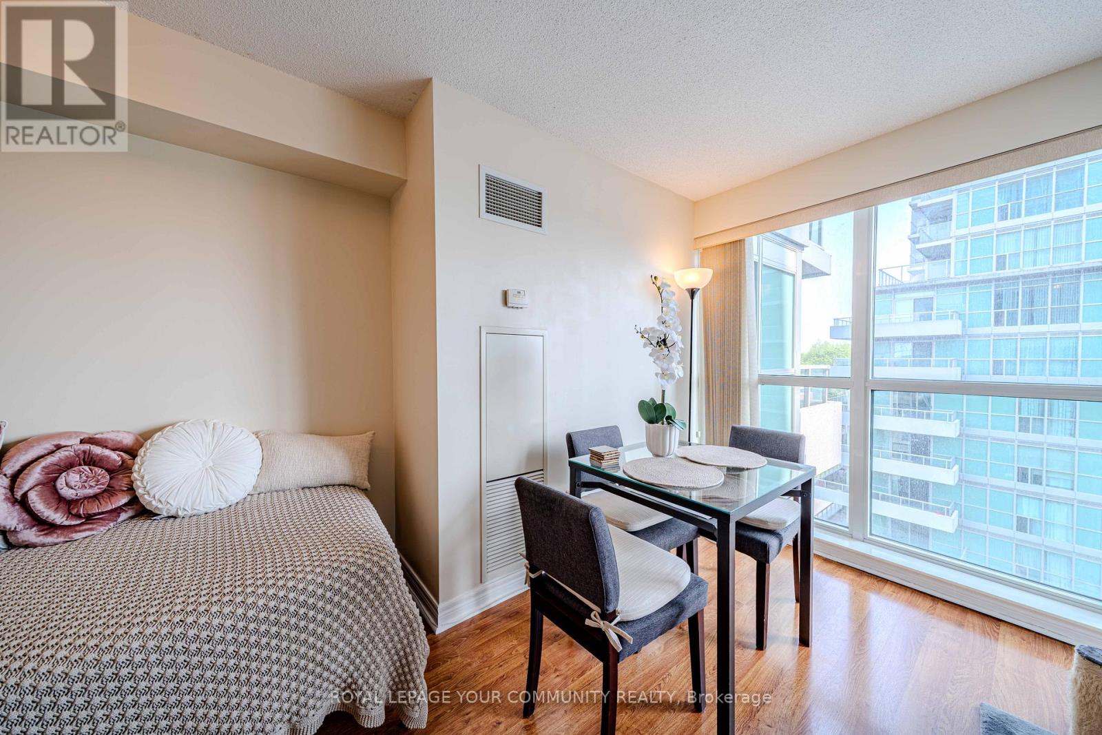 705 - 70 Town Centre Court, Toronto, Ontario  M1P 4Y7 - Photo 17 - E12205590
