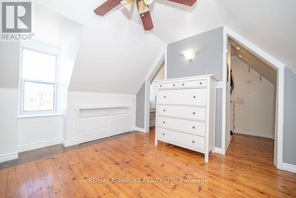 502 Mary Street, Pembroke, Ontario  K8A 5X1 - Photo 40 - X12205216