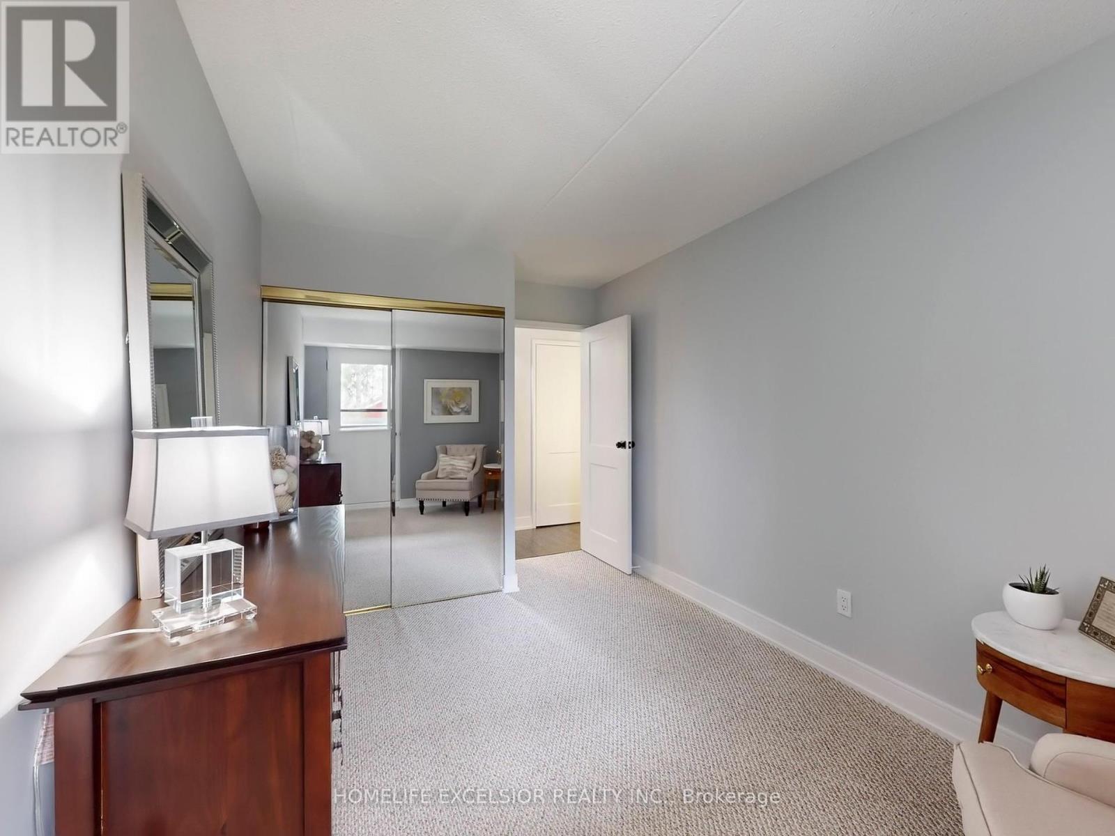 203 - 15390 Yonge Street, Aurora, Ontario  L4G 1N8 - Photo 38 - N12205951