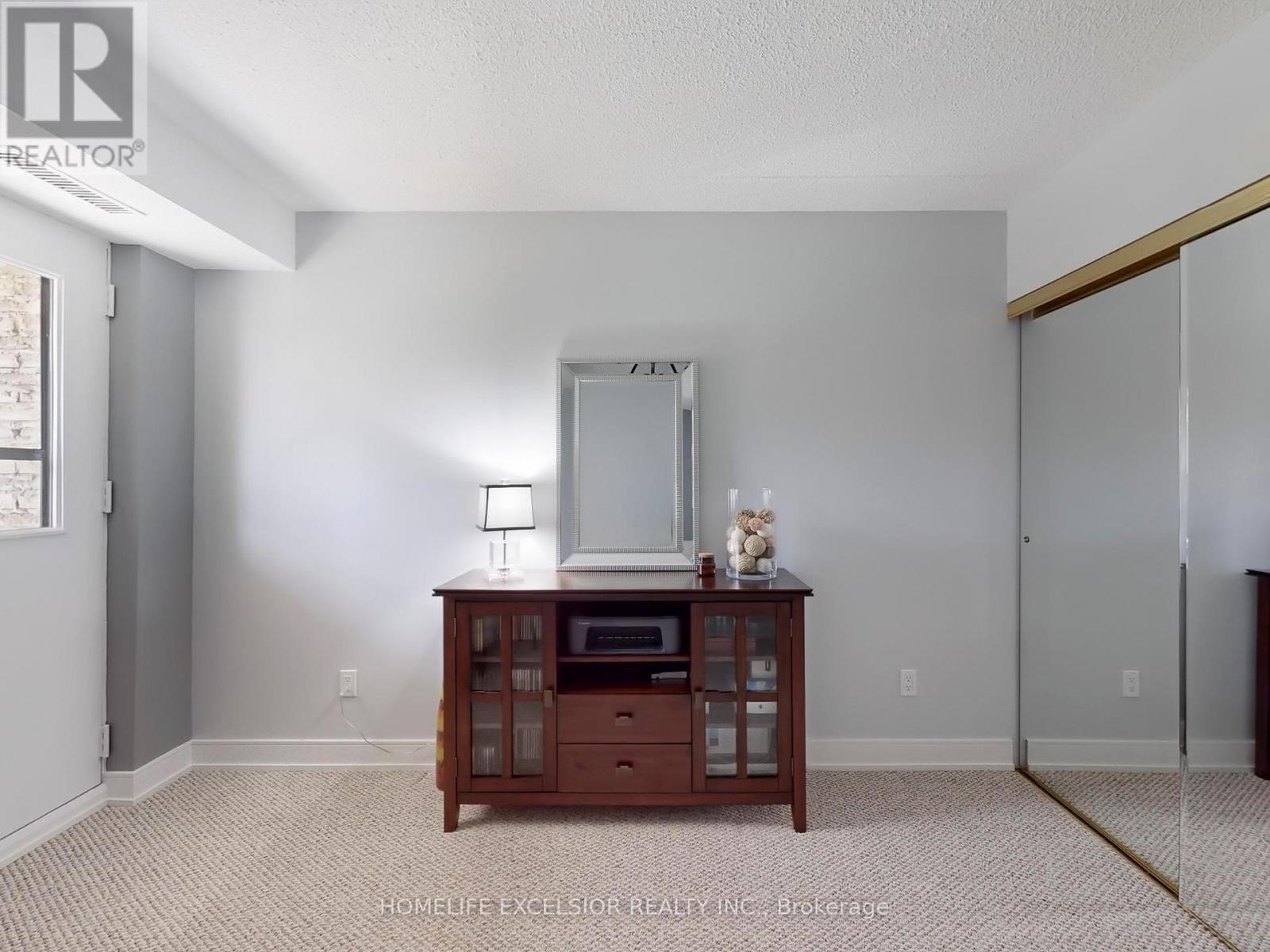 203 - 15390 Yonge Street, Aurora, Ontario  L4G 1N8 - Photo 39 - N12205951