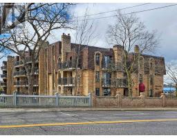 203 - 15390 YONGE STREET, Aurora, Ontario